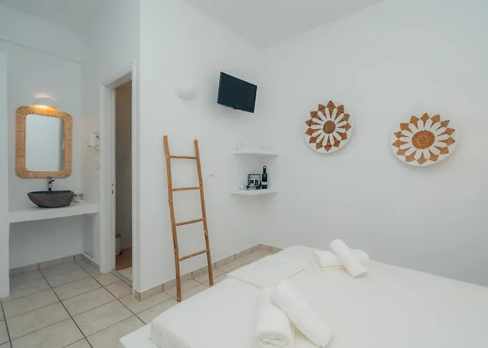 Nostos Sifnos Apollonia