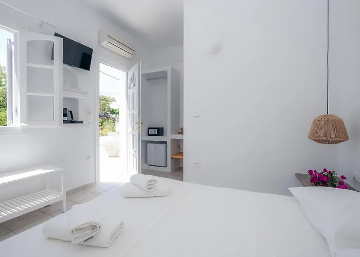 Nostos Sifnos Apollonia