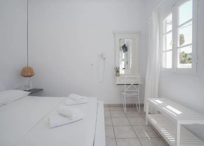 Nostos Sifnos Hotel *