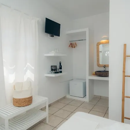 Nostos Sifnos * Apollonia (Sifnos)
