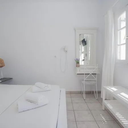 Nostos Sifnos 호텔 *